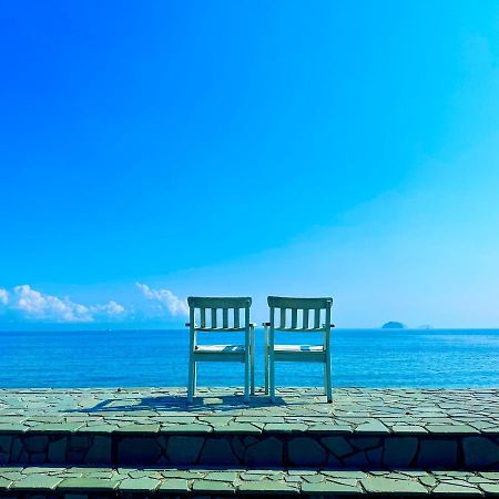 なにもない幸せな島のリトリート宿 The Bonds มัตสึยามะ ภายนอก รูปภาพ